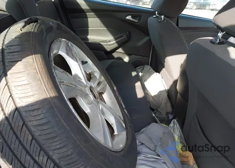 2014 Ford Focus Se из США, поврежденный, VIN 1FADP3F2XEL119080